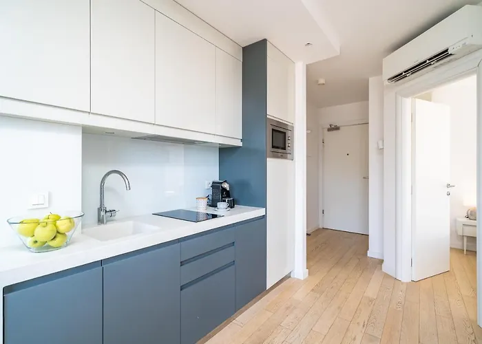 Crown - Emerald 1 Bd * Dubrovnik