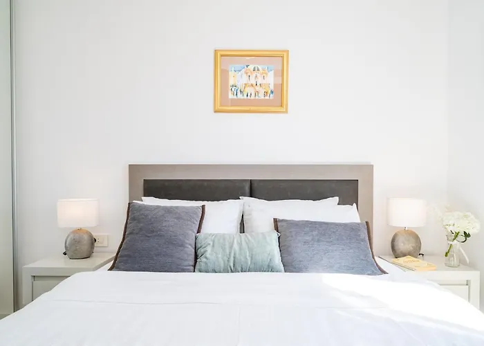 Crown - Emerald 1 Bd