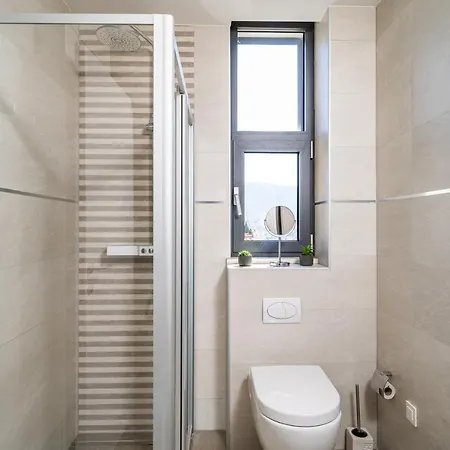 דירה Crown - Emerald 1 Bd *